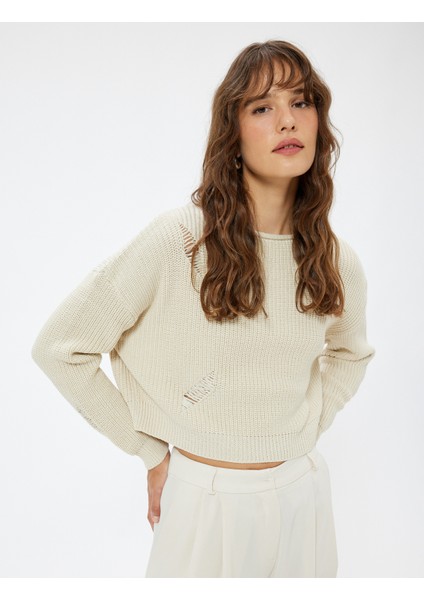 Yıpratılmış Detaylı Örgü Kazak Kayık Yaka Uzun Kollu