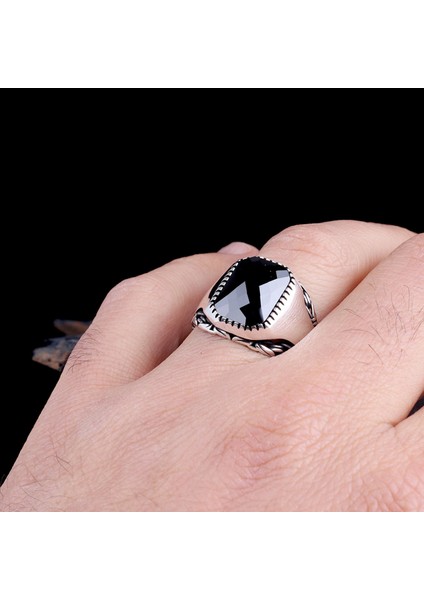 Siyah Zirkon Taşlı Model 925 Ayar Gümüş Erkek Yüzük