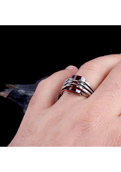 Kırmızı Renk Zirkon Taşlı Zincir Model Gümüş Yüzük