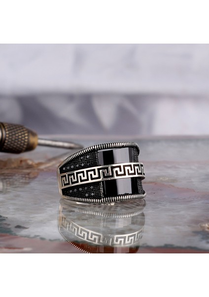 Siyah Zirkon Taşlı Model 925 Ayar Gümüş Erkek Yüzük modelleri