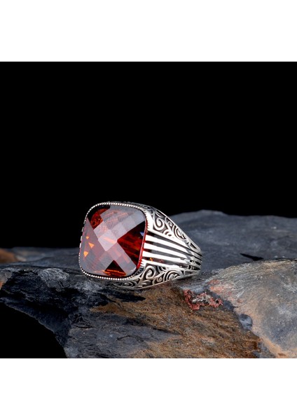 Kırmızı Renk Zirkon Taşlı 925 Ayar Gümüş Erkek Yüzük fiyatları
