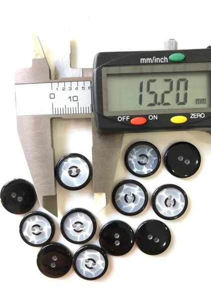 15 mm Siyah-Gri Polyester Düğme (25 Adet) modelleri