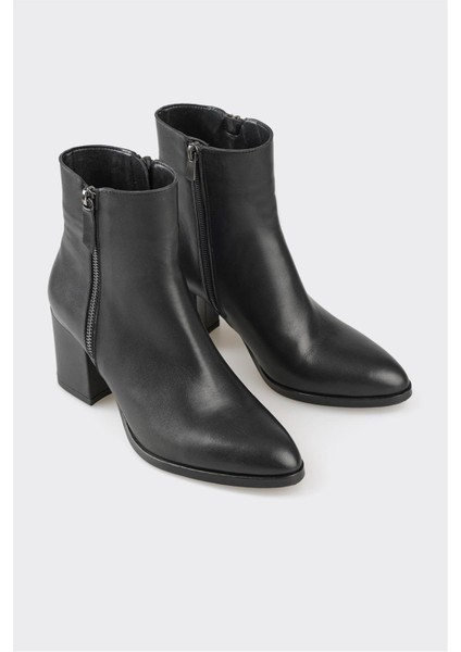 Siyah Deri Kadın Klasik Bot fiyatları