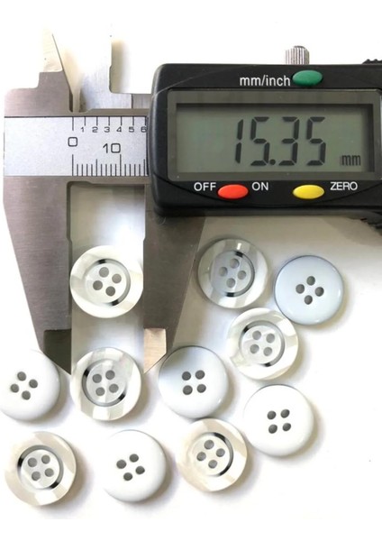 15 mm Beyaz-Gri Polyester Düğme(25 Adet) modelleri