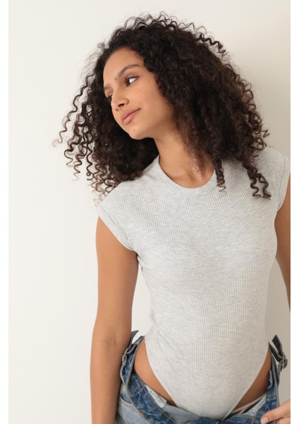 Gri Melanj Fitilli Görünümlü Bisiklet Yaka Kısa Kollu Çıtçıtlı Bodysuit- 2409