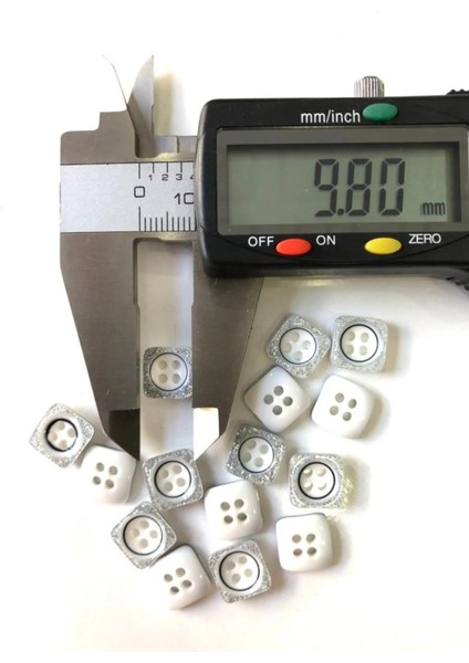 10 mm Simli Kare Düğme (25 Adet) modelleri