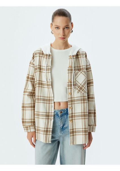 Oduncu Gömleği Oversize Kapüşonlu Cep Detaylı Düğmeli modelleri