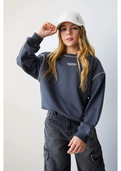 Kız Çocuk Oversize Geniş Kalıp Bisiklet Yaka Baskılı Sweatshirt C0103A824SP