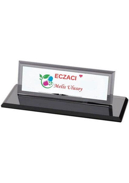 Eczacılara Özel Tasarımlı Kristal Masa Isimliği