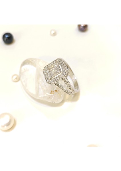 Baget Taşlı Yüzük 14 Ayar Altın Hd Videolu