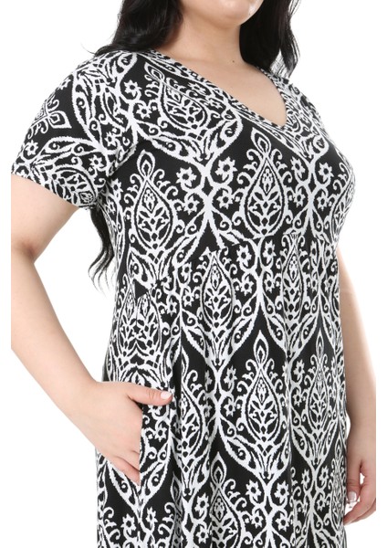 Butik Göğüsten Robalı V Yaka Kısa Kollu Beyaz Dantel Desenli Cepli Elbise indirimleri