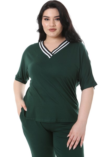 Butik Zümrüt Yeşil V Yaka Şerit Detaylı Kısa Kollu Beli Lastikli Kapri Takım