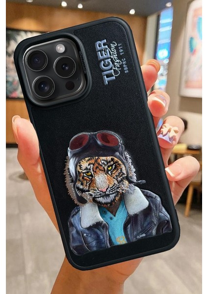 Apple iPhone 15 Pro Polo Santa Barbara Racquet Clup Lisanslı 3D Nakış Işlemeli Içi Kadife Deri Kaplama