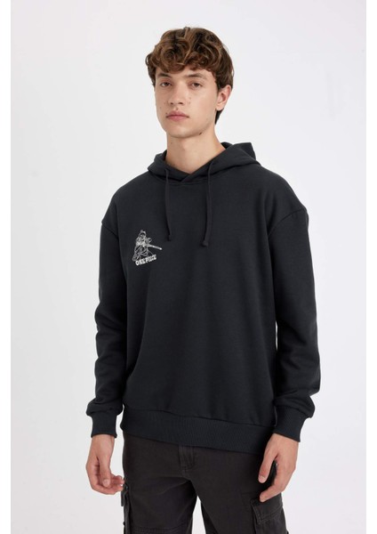One Piece Boxy Fit Kapüşonlu Sırt Baskılı Sweatshirt C6528AX24AU fırsatları