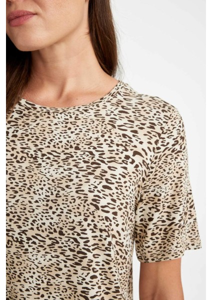 Regular Fit Bisiklet Yaka Leopar Desenli Kısa Kollu Tişört D5758AX24HS
