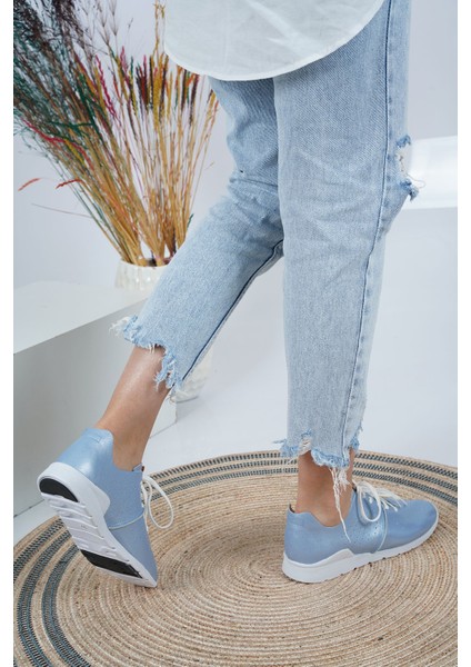 Hakiki Deri Mavi Ince Baskılı Kadın Sneaker Ayakkabı 221110106
