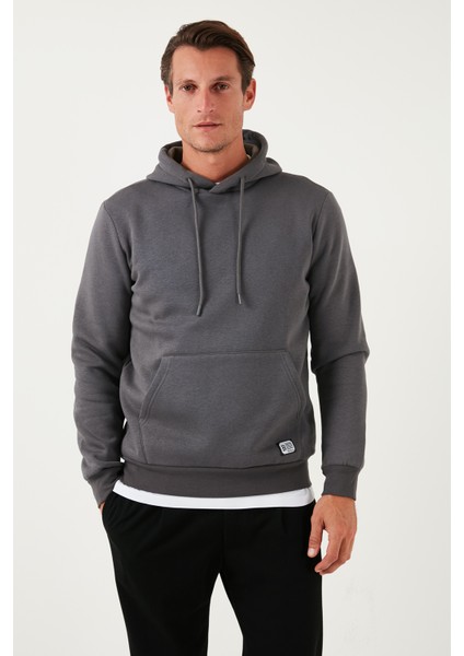 Slim Fit Kapüşonlu Kanguru Cepli İçi Tüylü Yumuşak Şardonlu Sweat Erkek SWEAT 5905281 indirimleri