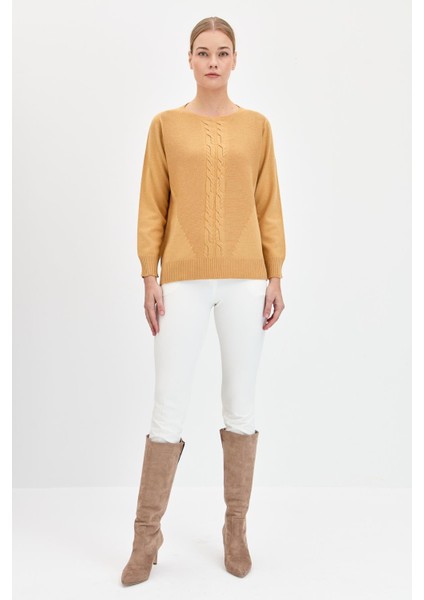 Kadın Sıfır Yaka Önü Saç Örgülü Kazak Camel modelleri