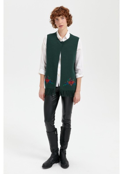 Kadın Sıfır Yaka Eteği Işlemeli Yün Yelek Yeşil