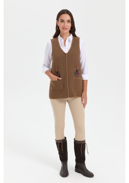 Kadın V Yaka Cep Üstü Nakış Işlemeli Yün Yelek V.camel modelleri