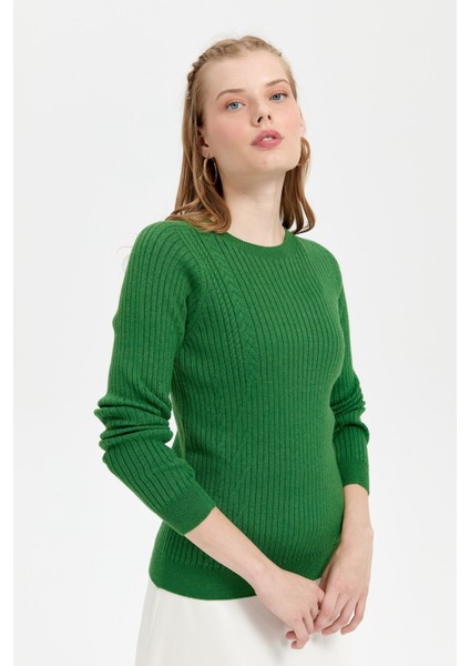 Kadın Sıfır Yaka Dikişsiz Önü Desenli Kazak K.yosun