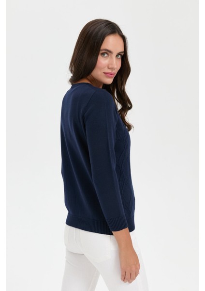 Kadın V Yaka Dikişsiz Önü Desenli Kazak K.lacivert indirimleri
