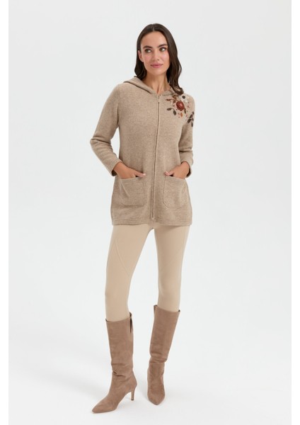 Kadın Kapüşonlu Omuzu Işlemeli Araboy Yün Hırka K.bej fiyatları