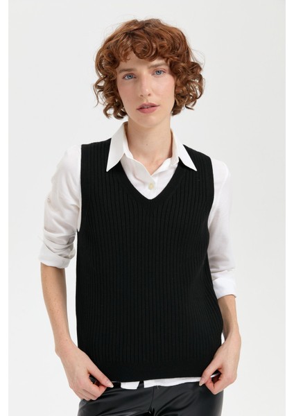 Kadın V Yaka Dikişsiz Süveter Siyah indirimleri