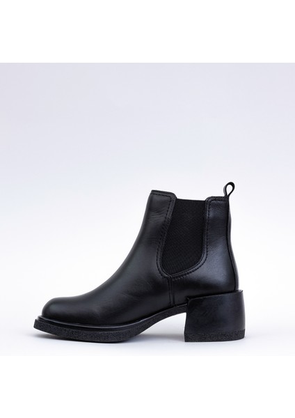 Deri Ökçeli Kauçuk Taban Kadın Chelsea Bot modelleri