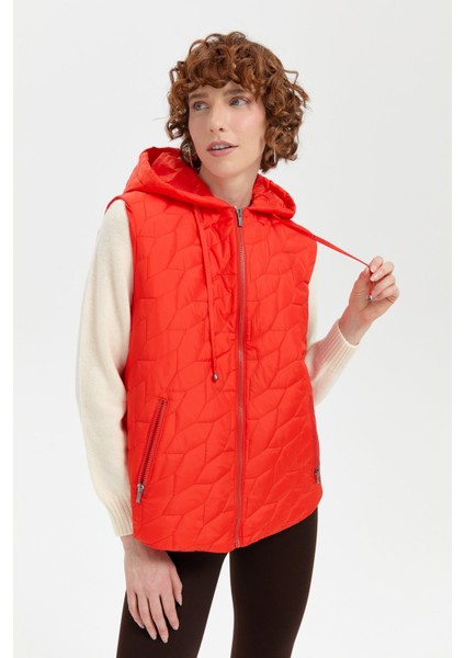 Kadın Kapüşonlu Yaprak Desenli Kısa Kapitone Yelek Oranj fırsatları