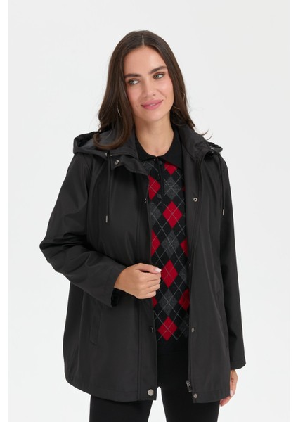 Kadın Kapüşonlu Yan Cepli Kısa Trençkot Siyah