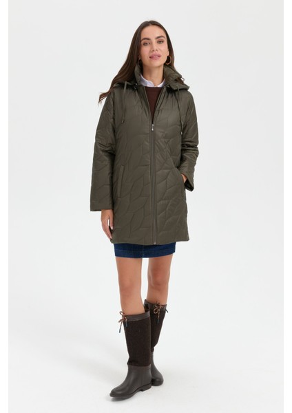 Kadın Polo Yaka Yanları Çıtçıtlı Yaprak Desenli Araboy Kapitone Kaban Yeşil indirimleri