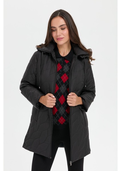 Kadın Polo Yaka Yanları Çıtçıtlı Yaprak Desenli Araboy Kapitone Kaban Siyah fiyatları