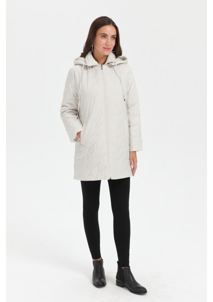 Kadın Polo Yaka Yanları Çıtçıtlı Yaprak Desenli Araboy Kapitone Kaban Ekru indirimleri