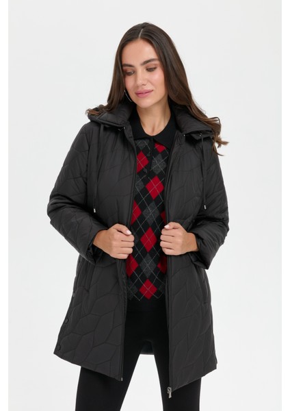 Kadın Polo Yaka Yanları Çıtçıtlı Yaprak Desenli Araboy Kapitone Kaban Siyah fiyatları