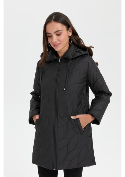 Kadın Polo Yaka Yanları Çıtçıtlı Yaprak Desenli Araboy Kapitone Kaban Siyah modelleri