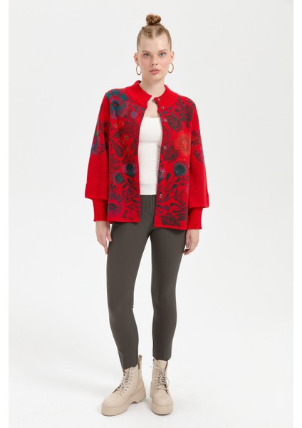 Kadın Dik Yaka Önü Renkli Çiçekli Kısa Yün Ceket Mercan modelleri