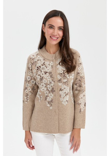 Kadın Dik Yaka Pıtırcık Çiçekli Yün Ceket K.bej fiyatları
