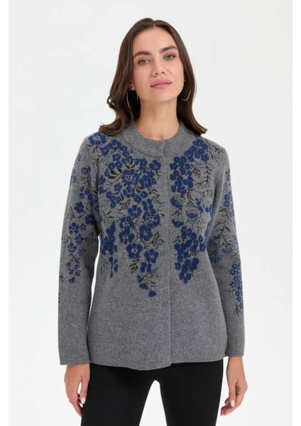 Kadın Dik Yaka Pıtırcık Çiçekli Yün Ceket Füme modelleri