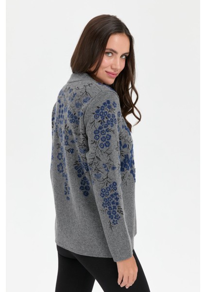 Kadın Dik Yaka Pıtırcık Çiçekli Yün Ceket Füme fırsatları