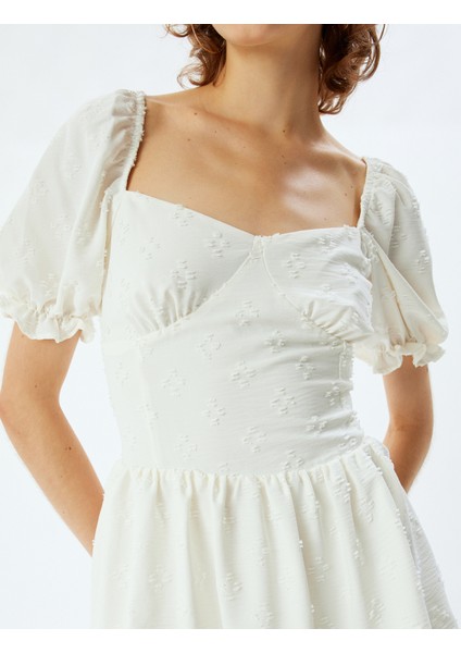 Balon Kol Elbise Mini Katlı Dokulu Volanlı indirimleri