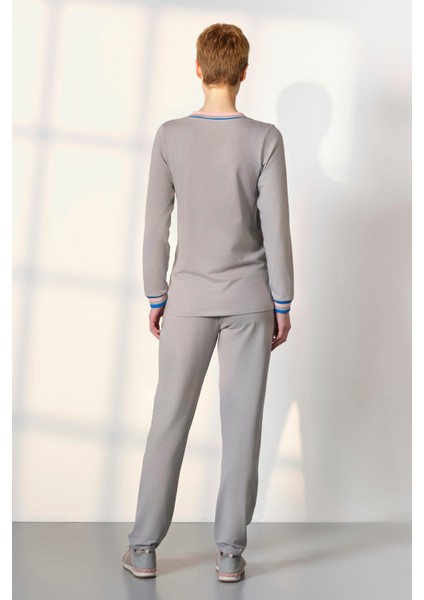 Kadın Gri Renkli V Yaka T-Shirt Pijama Takımı 25K4044 fiyatları