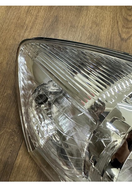 Hyundai Matrix Sağ Sol Far Lambası Manuel 2008-2010 indirimleri