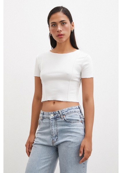 Kısa Kol T-Shirt Beyaz modelleri
