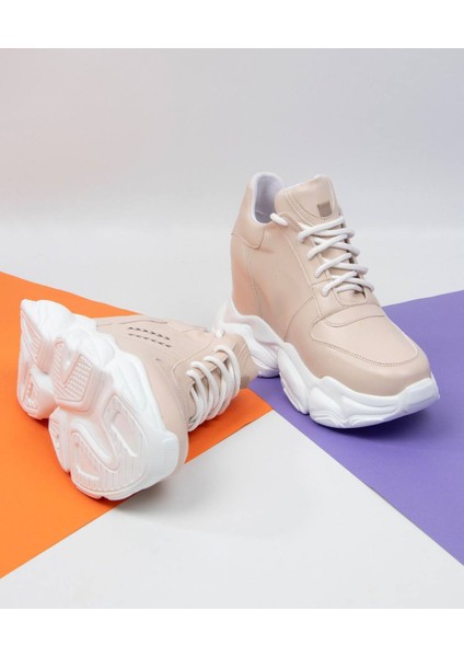Gizli Dolgu Topuklu Baskılı Kadın Spor Ayakkabı