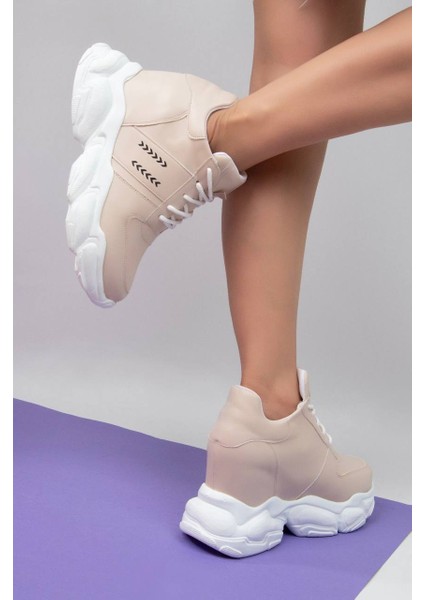 Gizli Dolgu Topuklu Baskılı Kadın Spor Ayakkabı modelleri