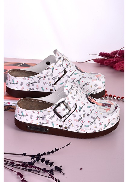 3018 Hemşire Desenli Anatomik Terlik fırsatları