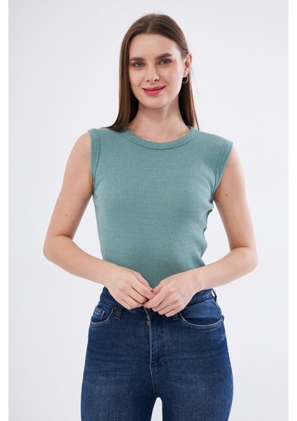 Kadın Fitilli Bisiklet Yaka Geniş Omuz Sıfır Kol Atlet