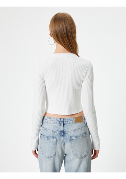 Crop Triko Kazak Bisiklet Yaka Slim Fit Uzun Kollu fırsatları