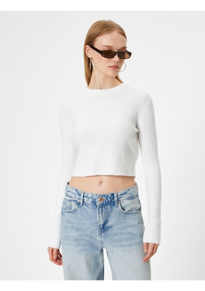 Crop Triko Kazak Bisiklet Yaka Slim Fit Uzun Kollu modelleri